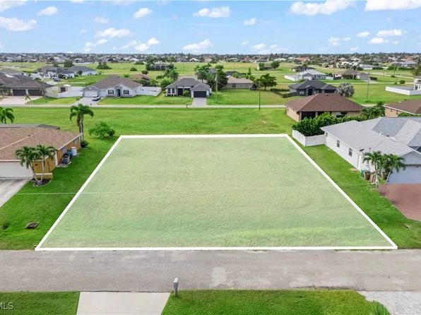 3508 NW 9th Ter, Cape Coral, FL 33993