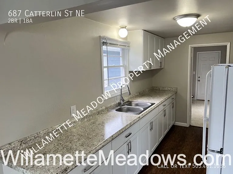 687 Catterlin Ave NE — Photo 11