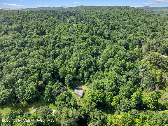 2nd image of 481 Doodletown Road