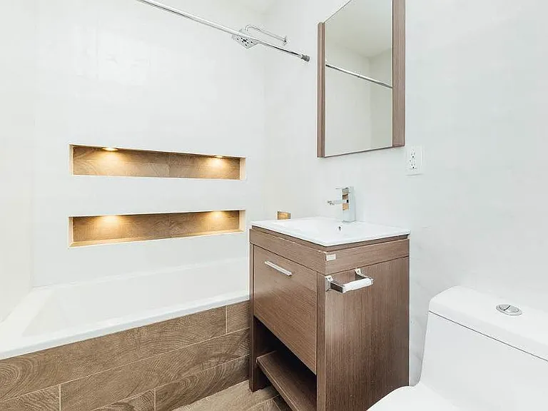14 Spencer Ct #1F — Photo 2