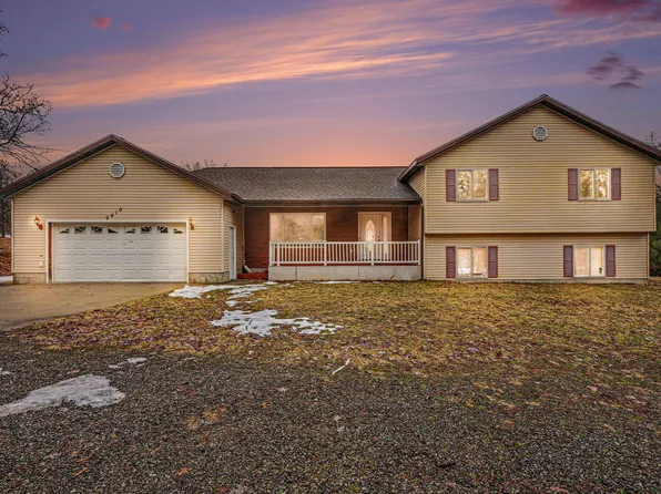 6410 Ewing Rd, Twin Lake, MI 49457