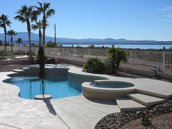 2nd image of 1241 Vista Del Lago Loop