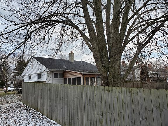 2nd image of 2647 Homecroft Dr