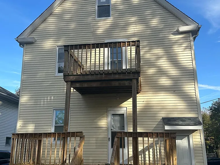 1466 Winchester Ave #U — Photo 4