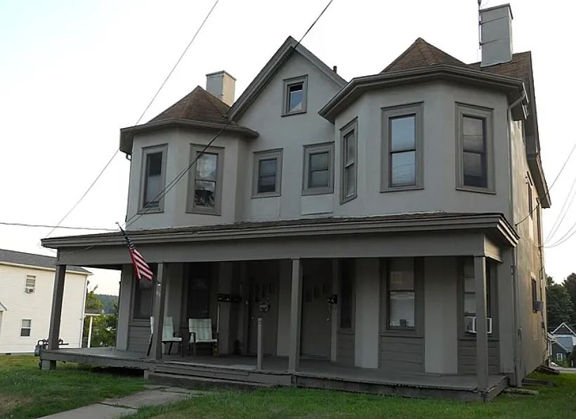 Building Photo