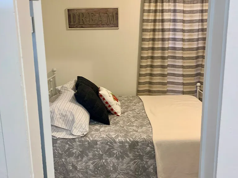 217 W Hickory St — Photo 14