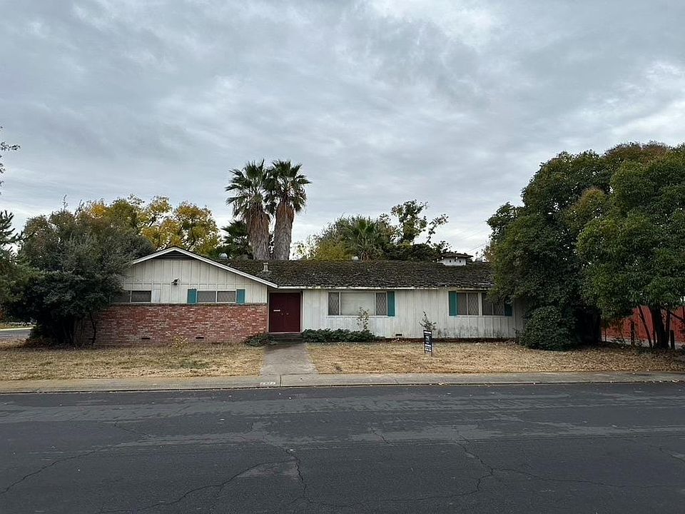 1st image of 1808 Fairington Ln