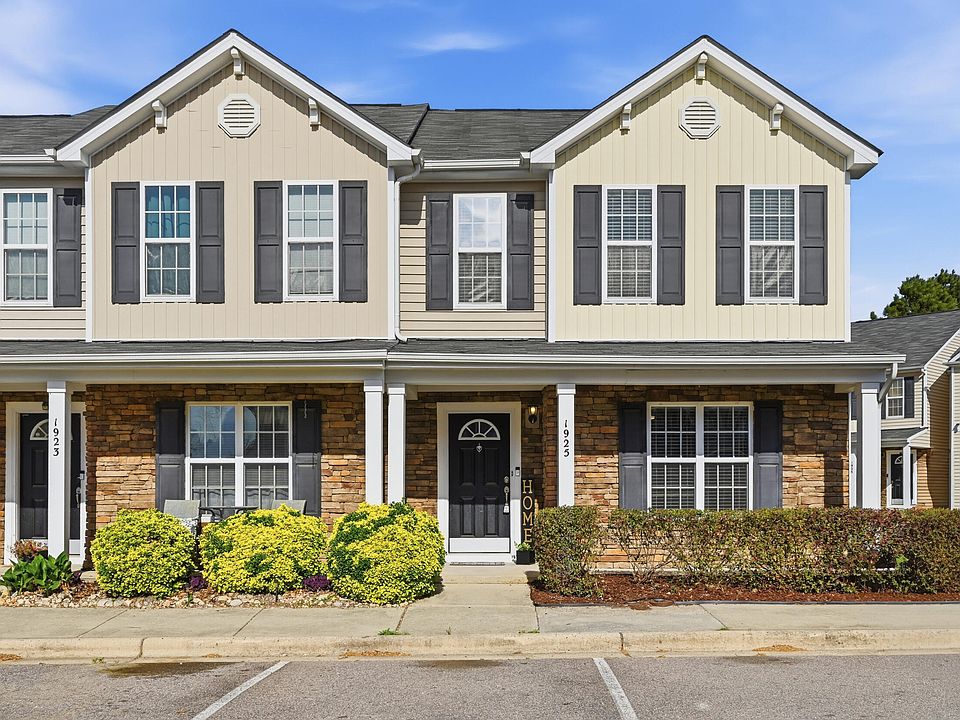 1st image of 1925 Grassy Banks Dr