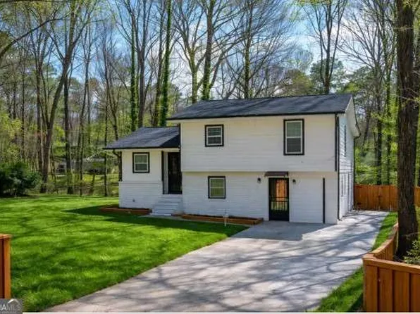 762 Maple Dr, Riverdale, GA 30274