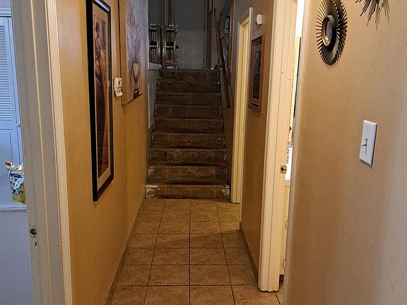 5th image of 25 Arcadia Cir