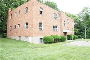 1st image of 4023 Saint Lawrence Ave APT 4