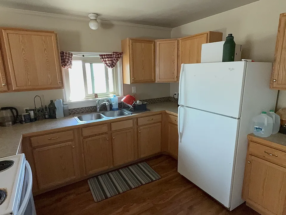 407 Fremont St
