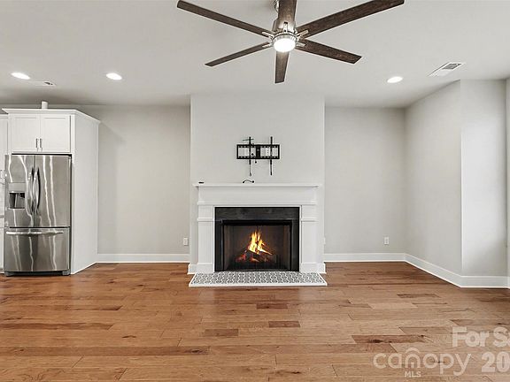5th image of 11934 Fiddlers Roof Ln