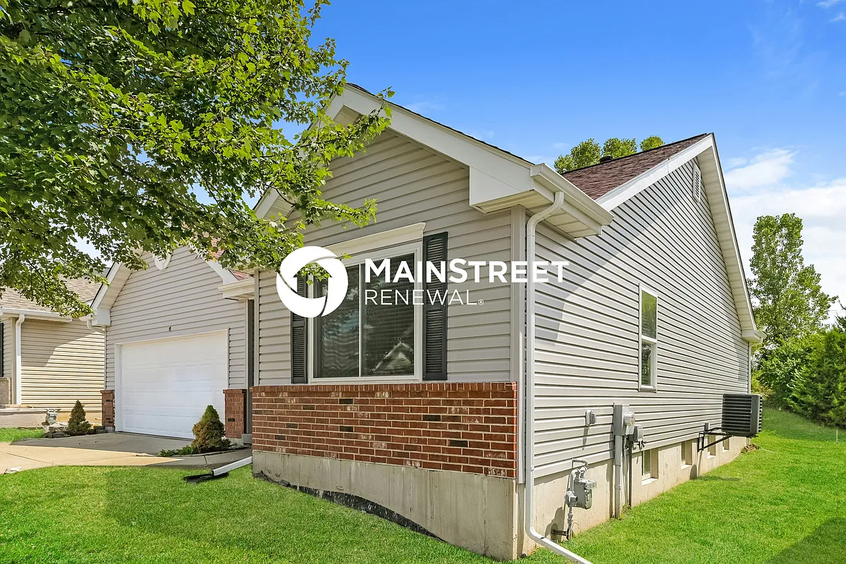 Front View - 17 Brookfield Ct
