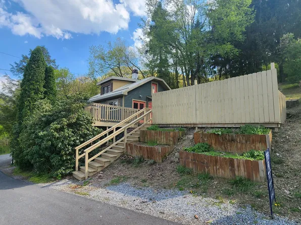 1852 Eisenhower Ave, Altoona, PA 16601