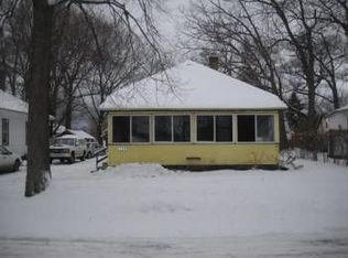 2221 5th St, Muskegon Heights, MI 49444