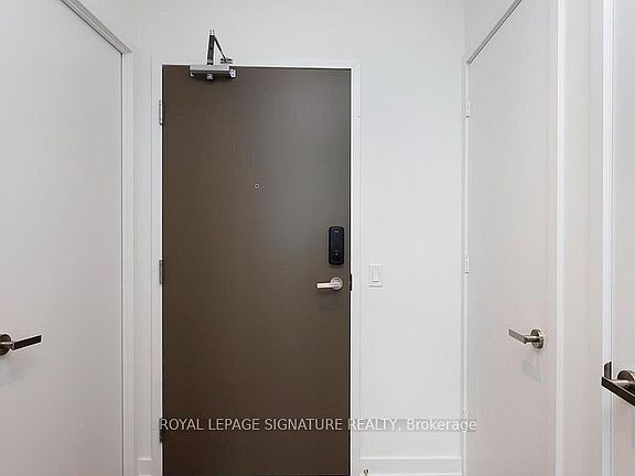 4th image of 448 Burnhamthorpe Rd W #3604