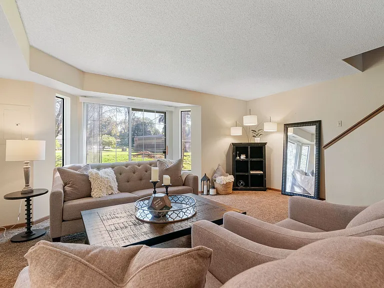 Woodlane Place Townhomes — Photo 11