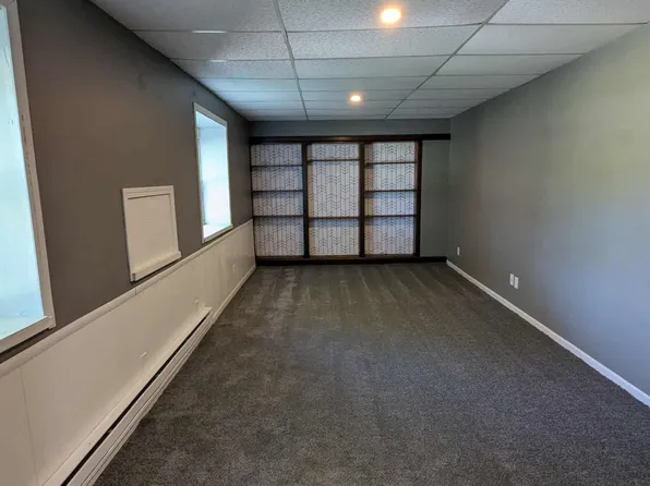 435 S Broadway St APT B3, Little York, IL 61453
