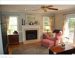 3rd image of 2840 Hidden Lake Dr