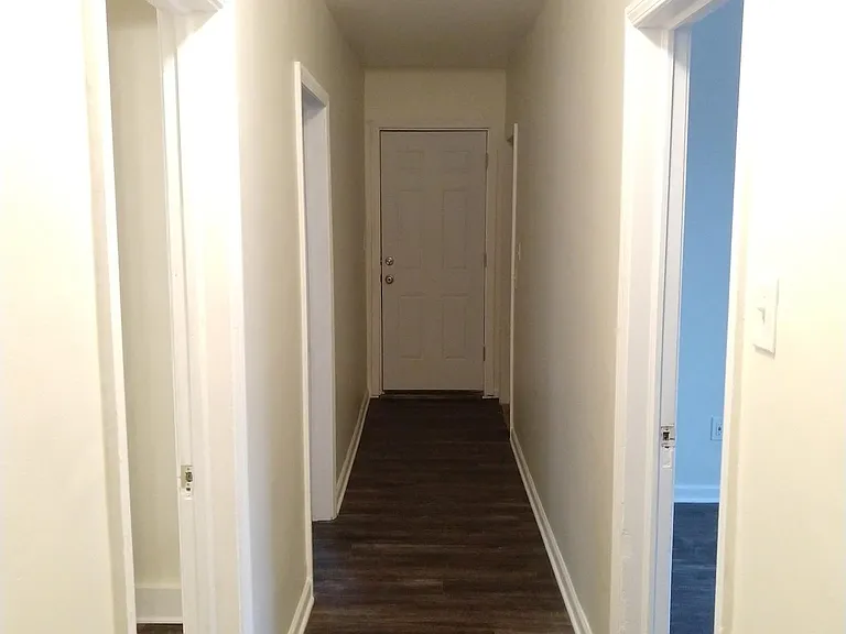21004 Garden Ln — Photo 6
