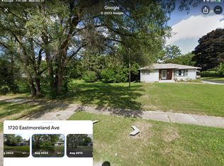 1720 Eastmoreland Ave, Rockford, IL 61108