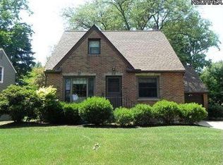 344 Longbeach Pkwy, Bay Village, OH 44140