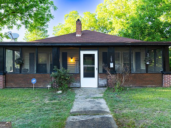 4th image of 109 E Main St