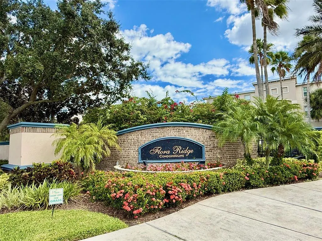 3 bed, 2.0 bath, 1495 sqft, $1,575 — Photo 2