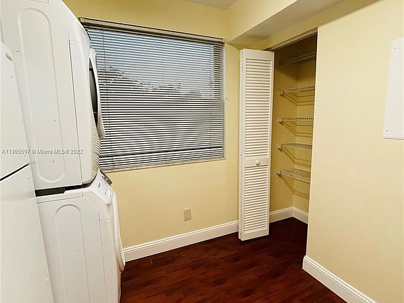 5th image of 11266 SW 12th St APT 203