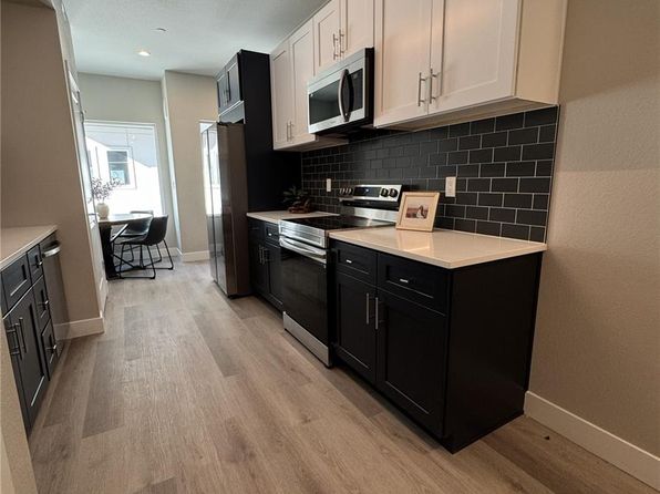 2660 S Delaware St UNIT 8