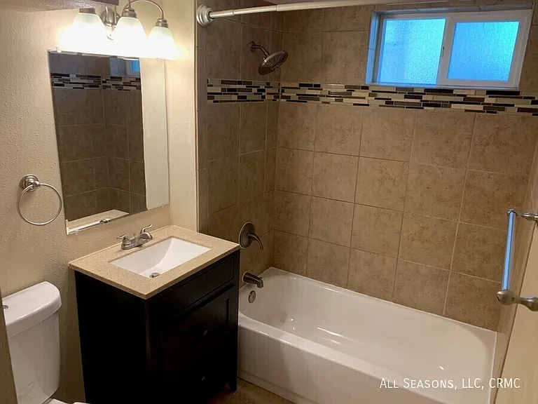 1932 Downing Dr — Photo 10