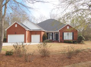 4 Lake Arbu Dr, Manning, SC 29102