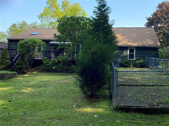 2nd image of 618 Laird Ave