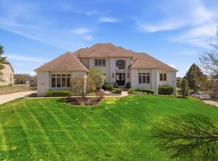 12007 Windpointe Pass, Carmel, IN