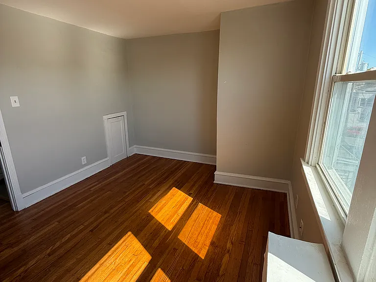 513 Woodcliffe Rd — Photo 9