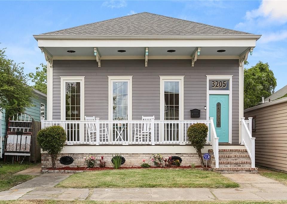 1st image of 3205 Dryades St