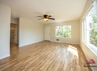 212 N Dekum St APT 3, Portland, OR 97217