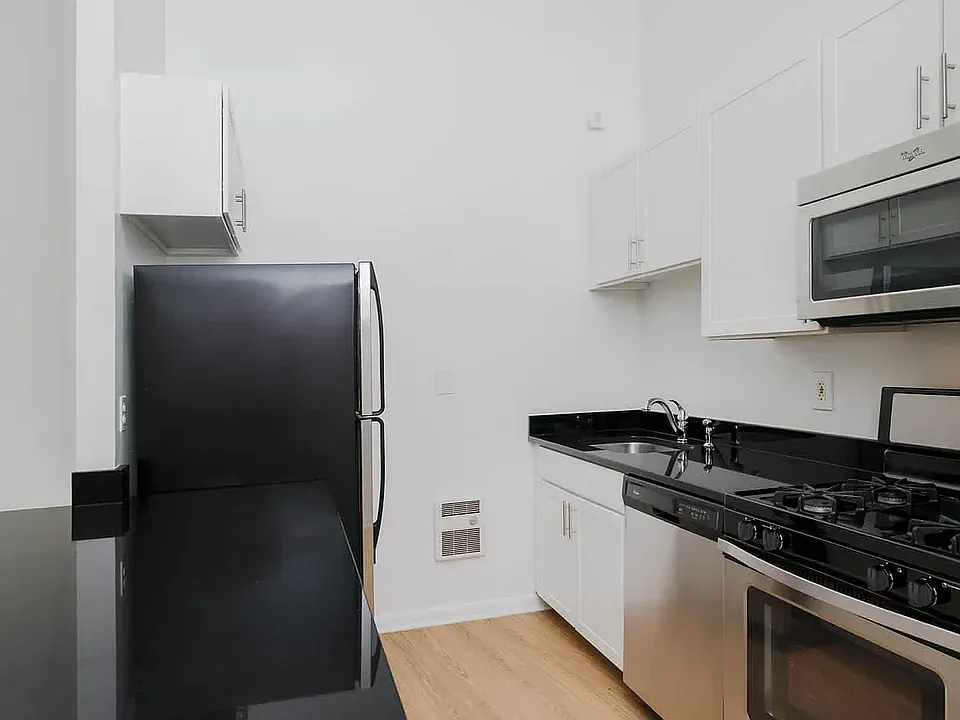 71 Broadway #13J