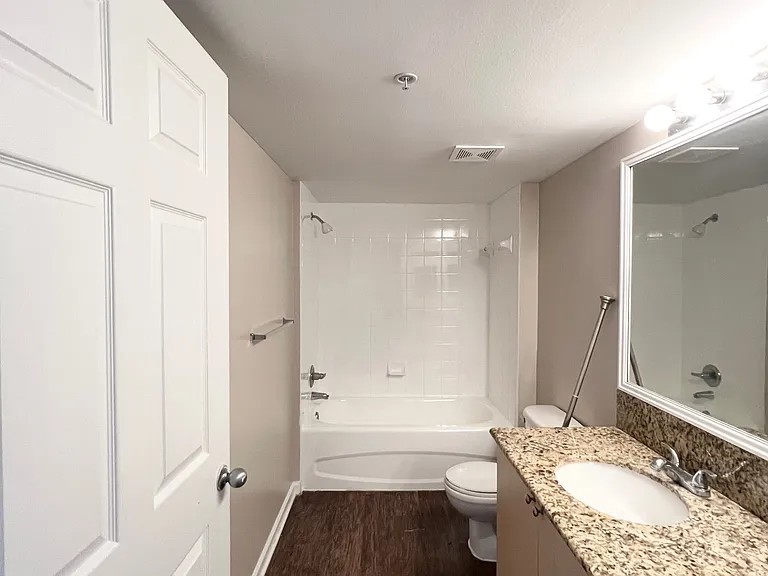 3817 NW Mediterranean Ln — Photo 4