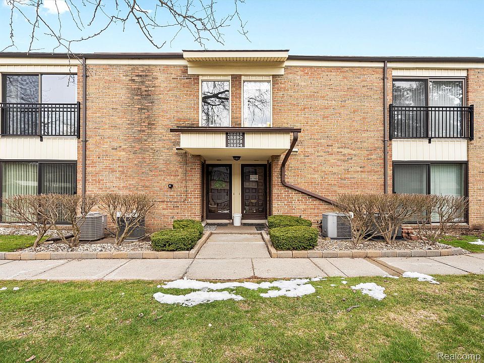 1st image of 18292 University Park Dr