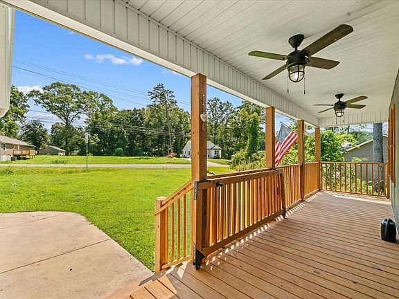 5th image of 2704 Quarles Rd