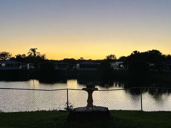85 Dockside Dr, Leesburg, FL 34748