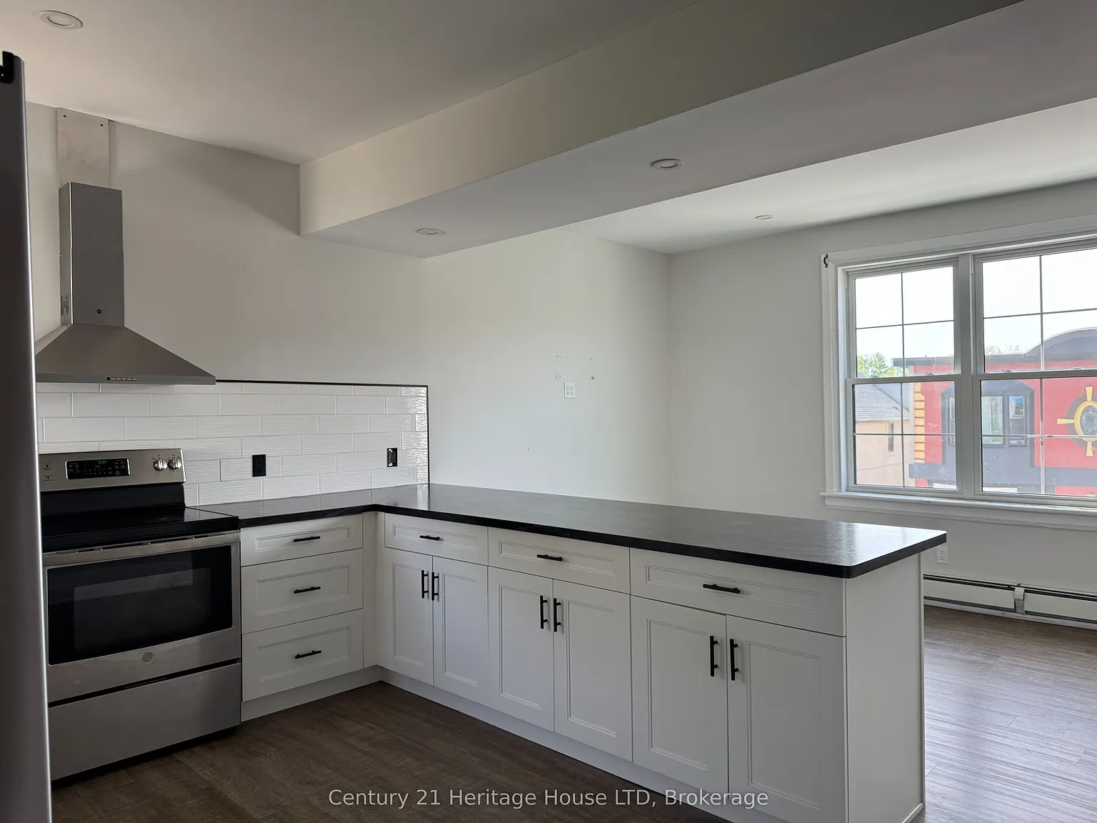 2 bed, $1,700 — Photo 3