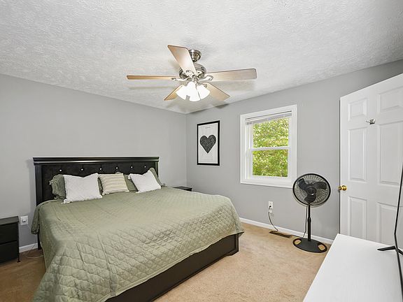 5th image of 119 Applegrove Dr