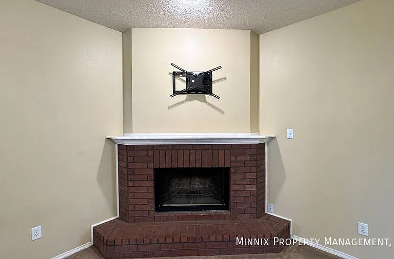 7514 Paris Ave — Photo 9