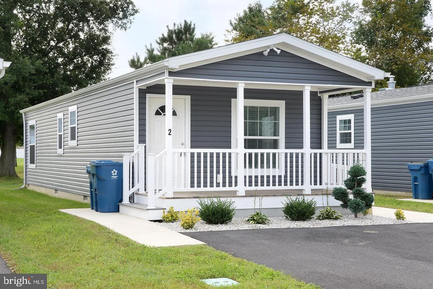 1 bed, 1.0 bath, 928 sqft, $1,350 — Photo 1