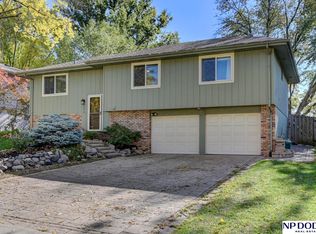 14019 Madison Cir, Omaha, NE 68137