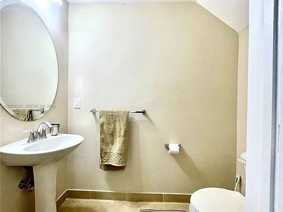 5th image of 2833 SW 119th Way