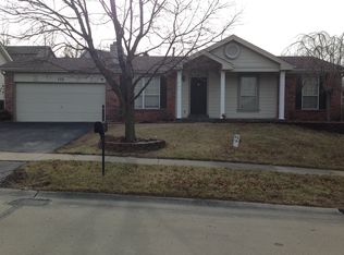 115 Tartan Green Blvd, Ballwin, MO 63021